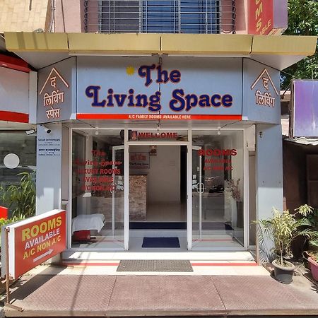 The Living Space Lonavala Eksteriør billede