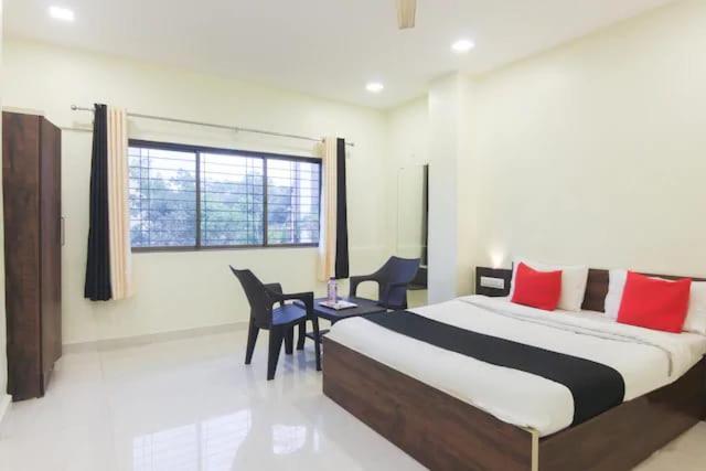 The Living Space Lonavala Eksteriør billede