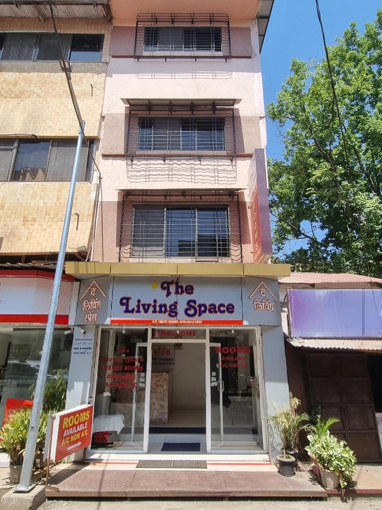 The Living Space Lonavala Eksteriør billede